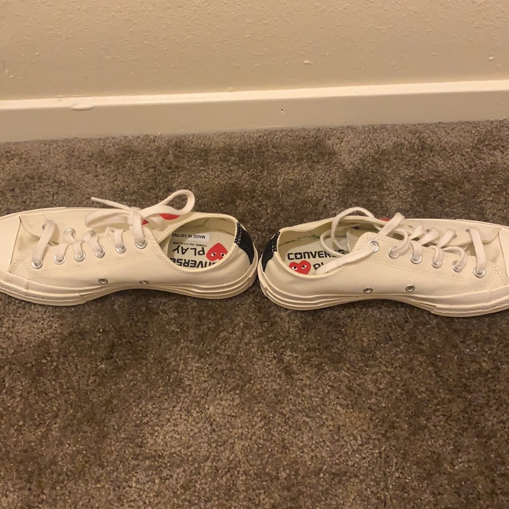 Shoes - Picture 3 of 4